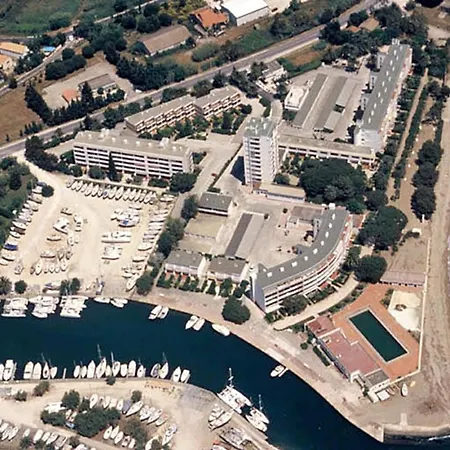 Climatise En Bord De Avec Parking A - Fr-1-335-204 Apartmán *